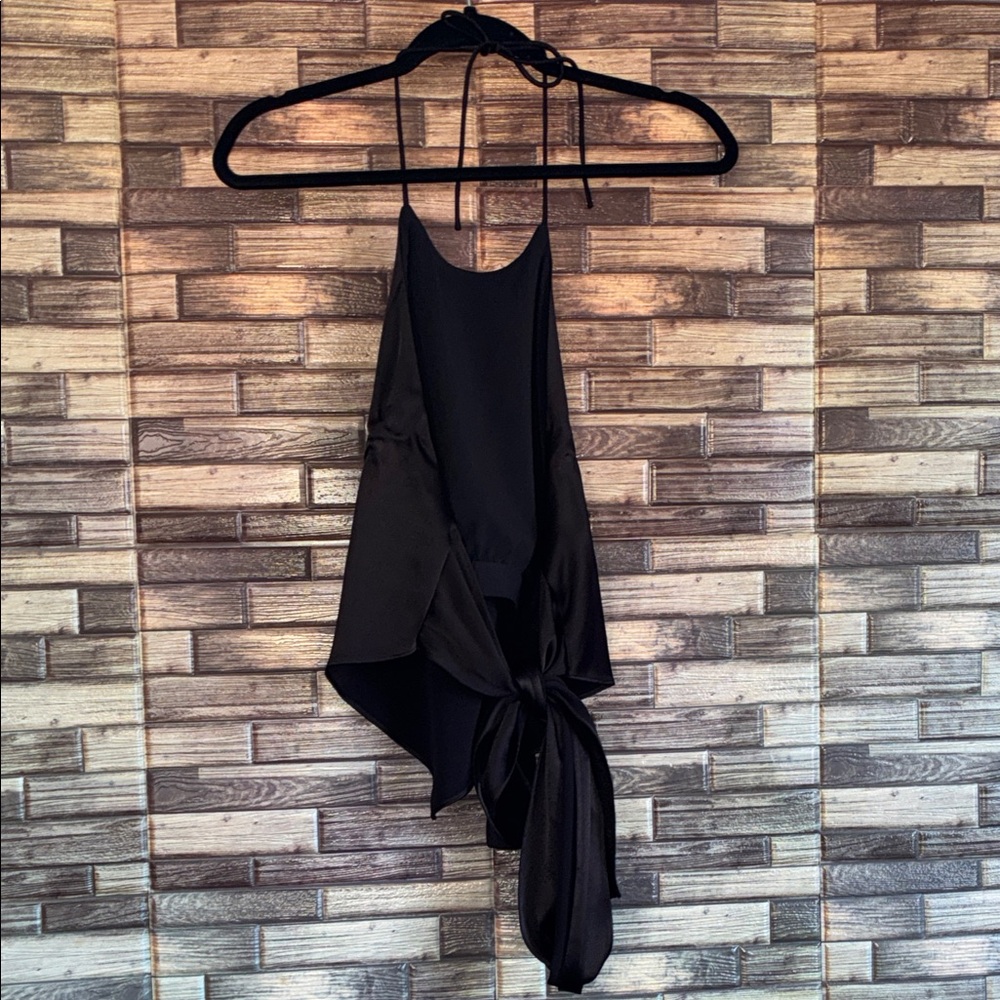 EUC Alice + Olivia XS Black FRENCHIE HANDKERCHIEF HALTER TOP - Picture 5 of 12